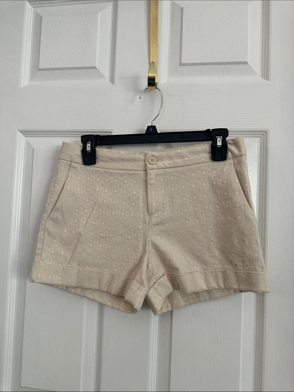High-Waist Cream Textured Stretch Shorts